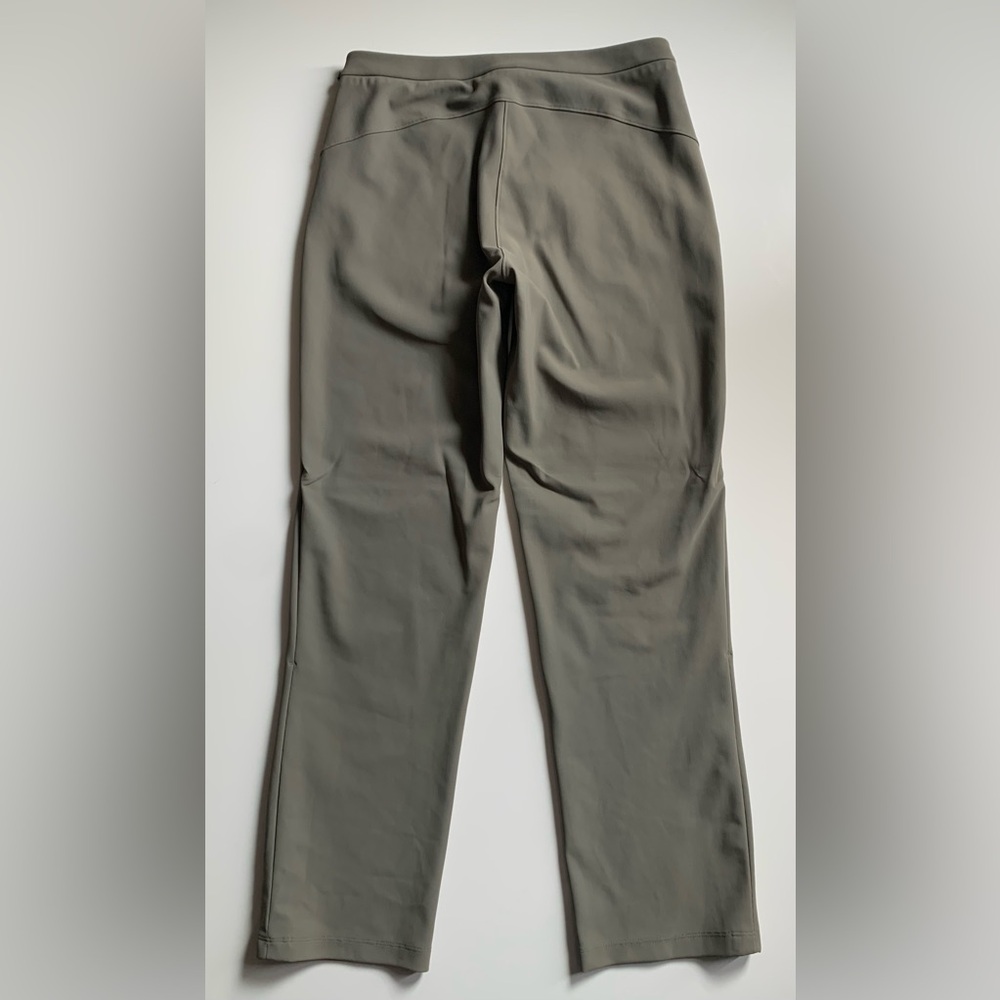 Lululemon On The Move Pant *Lightweight - Picture 3 of 10